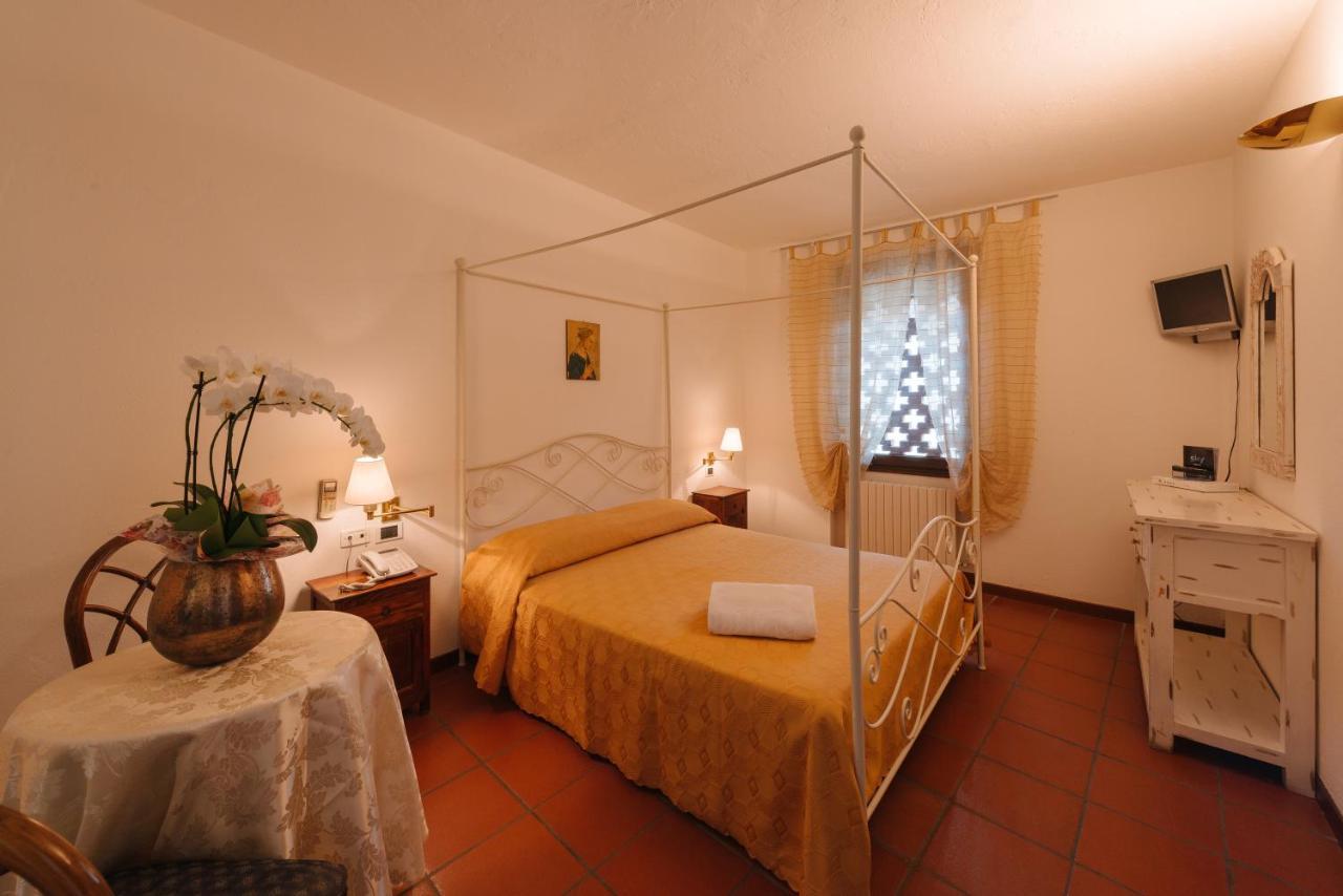 La Corte Di Lurago Lurago dʼErba Extérieur photo