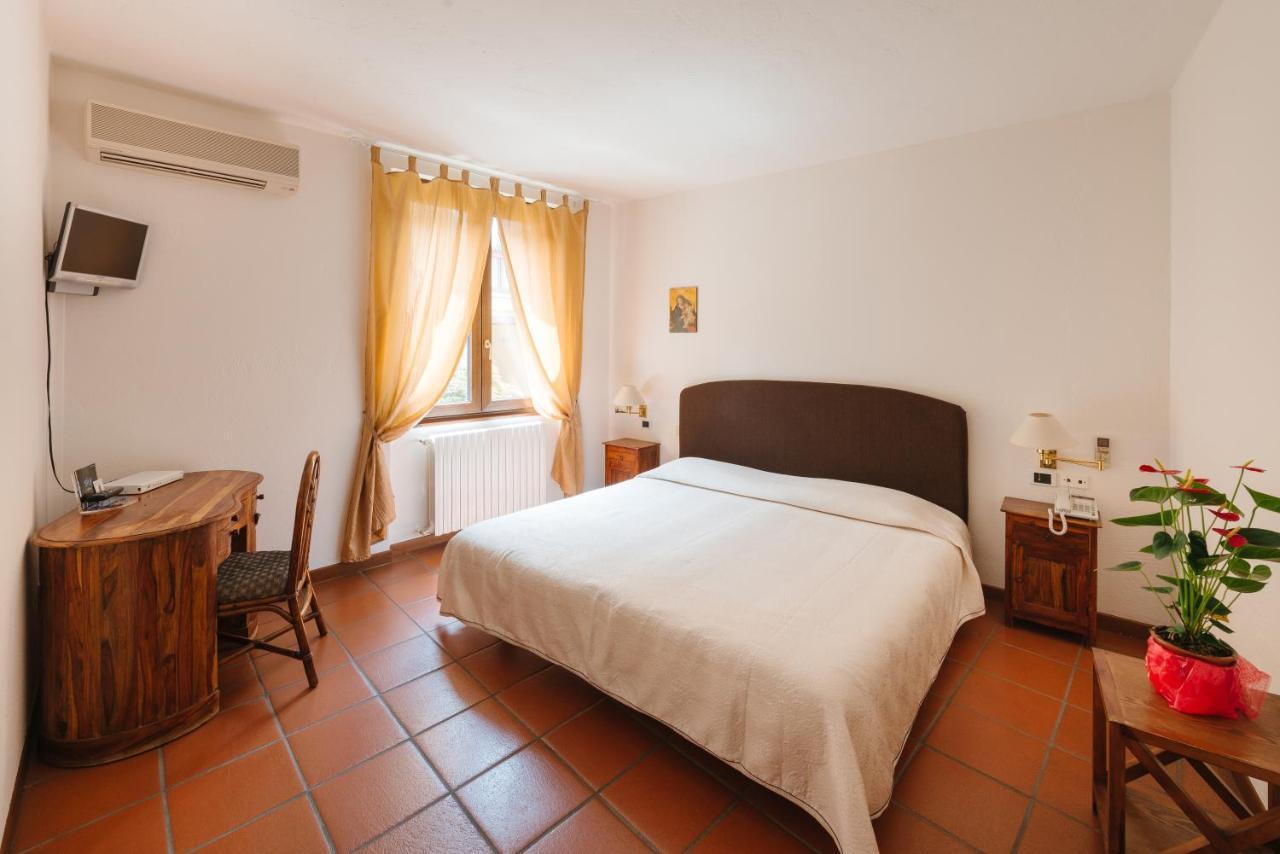 La Corte Di Lurago Lurago dʼErba Extérieur photo